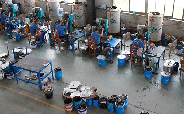 焊接金剛石鋸片的特點(diǎn)及分類你知道有那些嗎? 焊接金剛石鋸片的特點(diǎn)及分類你知道有那些嗎?